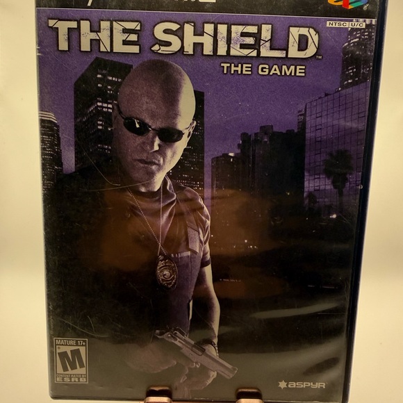 SPY The Shield: The Game for PlayStation 2 - Black - Picture 4 of 8